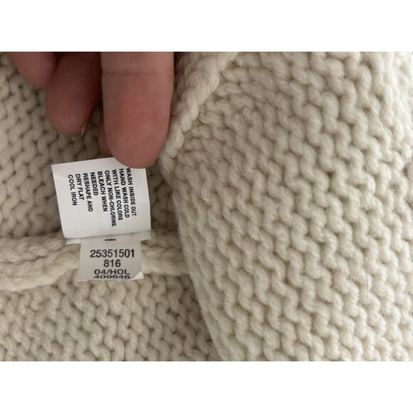 GAP Kids Sweater Knit Poncho Cape Ivory Cream Buttons Lambs Wool S/M - Picture 8 of 12